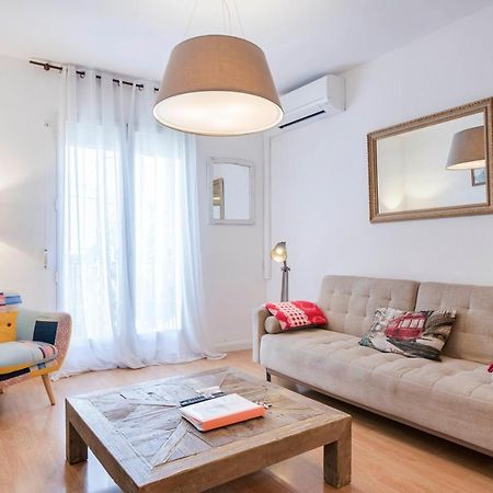 Urbanchicmalaga 3 Bedroom Spacious Quiet Historic Malaga Apt Kültér fotó