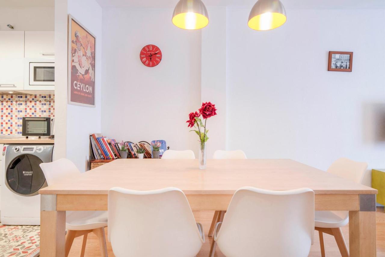 Urbanchicmalaga 3 Bedroom Spacious Quiet Historic Malaga Apt Kültér fotó